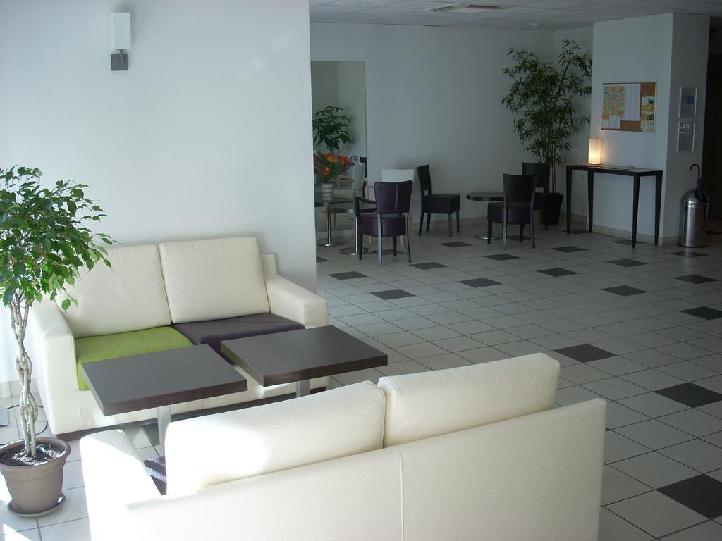 Appart'Hotel - Residence La Closeraie Lourdes Buitenkant foto