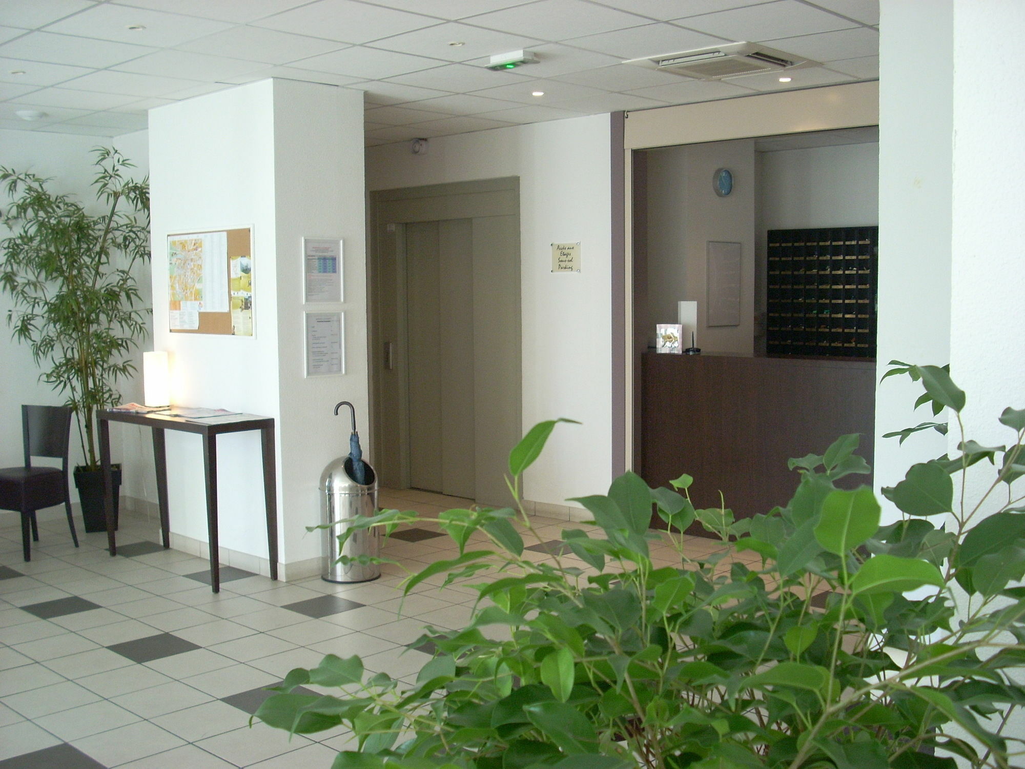 Appart'Hotel - Residence La Closeraie Lourdes Buitenkant foto